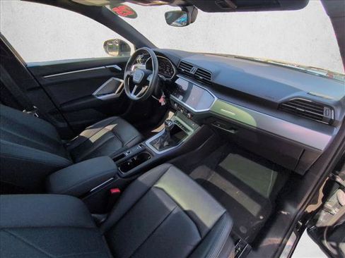 Used 2025 Audi Q3 2.0T Premium AWD/4WD image 22