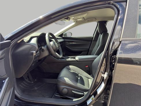 Used 2025 MAZDA MAZDA3 s FWD image 11