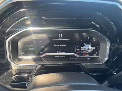 Used 2025 GMC Sierra 1500 SLT AWD/4WD image 26