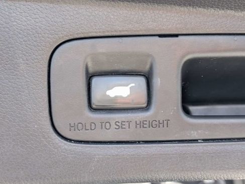 Used 2023 Honda CR-V EX-L image 13