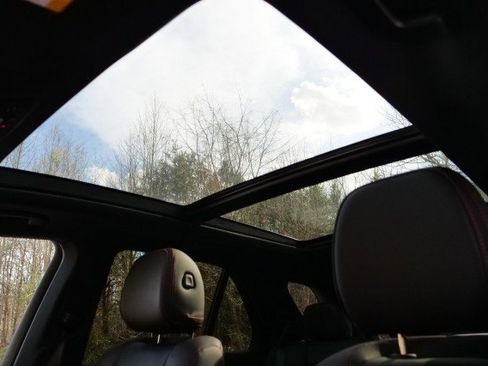 Used 2023 Mercedes-Benz GLE 53 AMG 4MATIC image 47