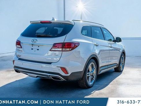 Used 2017 Hyundai Santa Fe Limited image 37