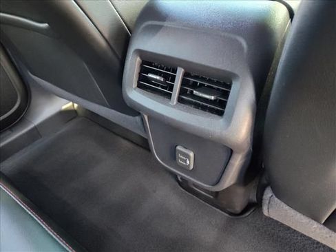 Certified 2024 Chevrolet Equinox RS FWD image 11