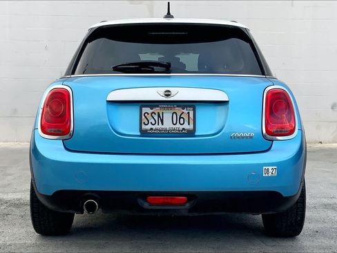 Used 2015 MINI Cooper 4-Door Hardtop FWD image 5