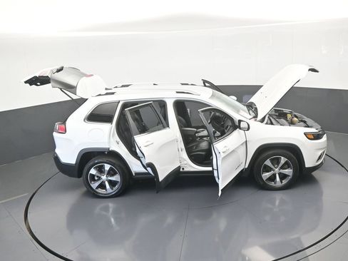 Used 2019 Jeep Cherokee Limited image 68