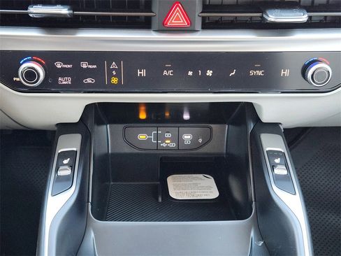 New 2026 Kia Sorento S image 14