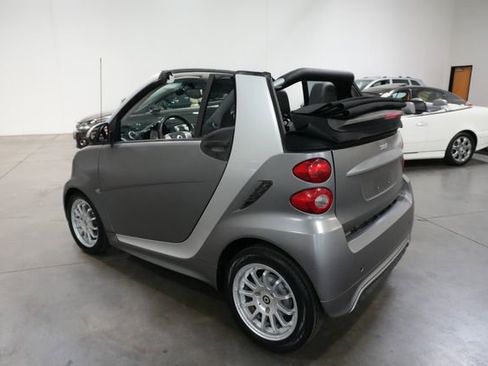 Used 2013 smart fortwo passion image 7