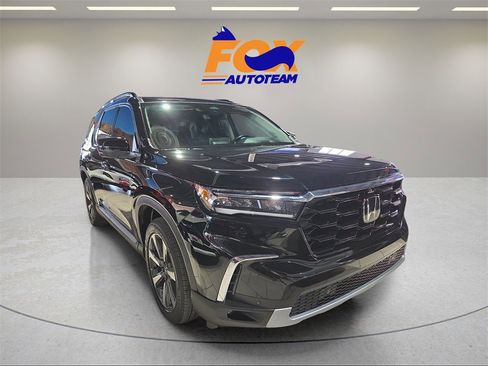 Used 2024 Honda Pilot Elite image 2