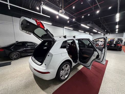 Used 2019 Audi Q5 Prestige w/ Prestige Package AWD/4WD image 56