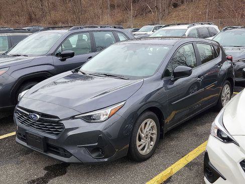Used 2025 Subaru Impreza 2.0i AWD/4WD image 3