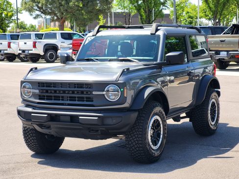 Used 2023 Ford Bronco 2-Door w/ Sasquatch Package AWD/4WD image 4