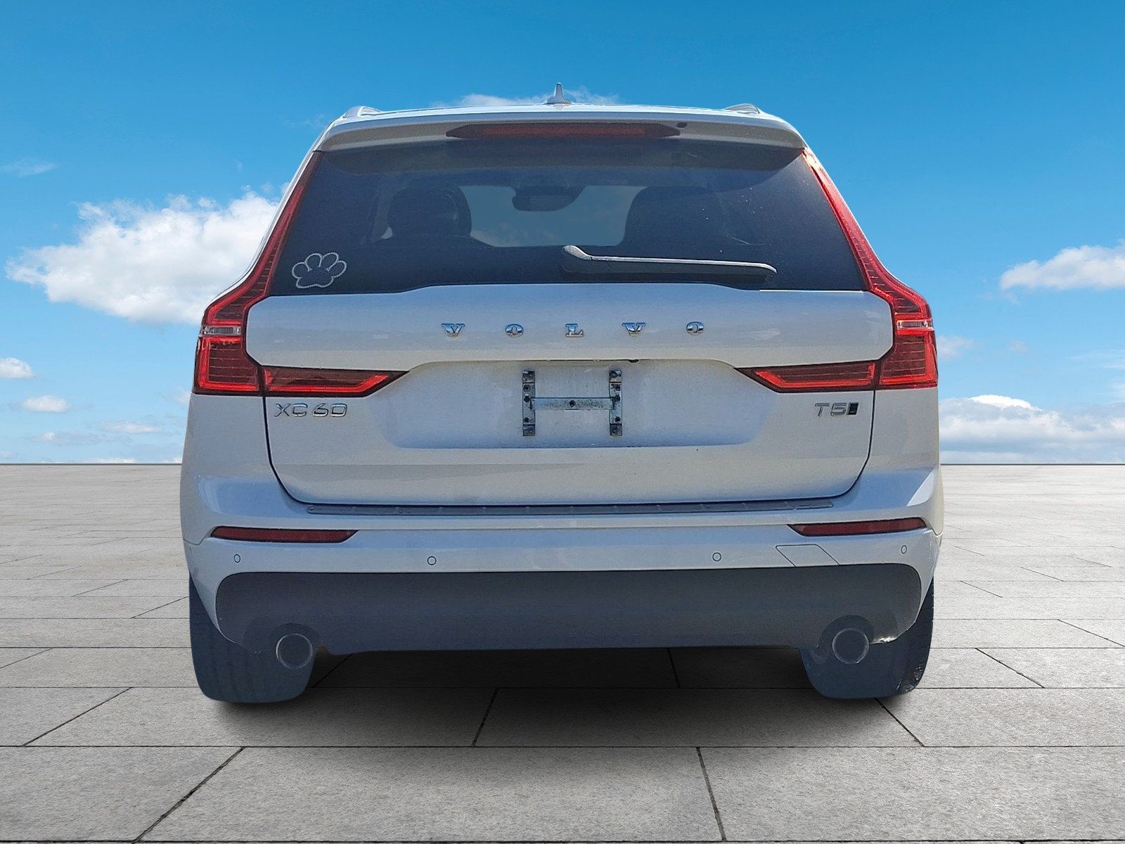 Used 2019 Volvo XC60 T5 Momentum w/ Premium Package AWD/4WD image 5