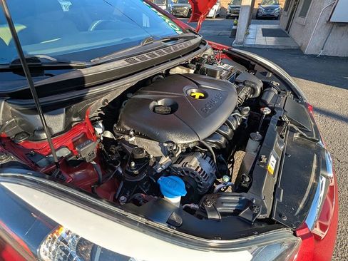 Used 2014 Hyundai Elantra SE w/ Option Group 02 image 37