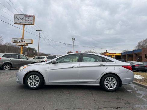 Used 2011 Hyundai Sonata GLS image 8