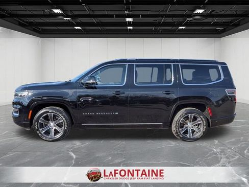 Used 2022 Jeep Grand Wagoneer Series I AWD/4WD image 2