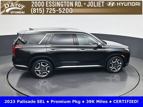 Used 2023 Hyundai Palisade SEL w/ Cargo Package image 17