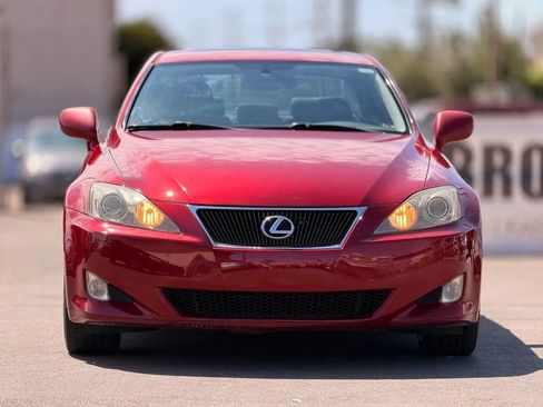 Used 2007 Lexus IS 250 RWD image 3