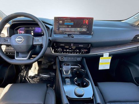 New 2026 Nissan Rogue Platinum w/ Platinum Premium Package image 6