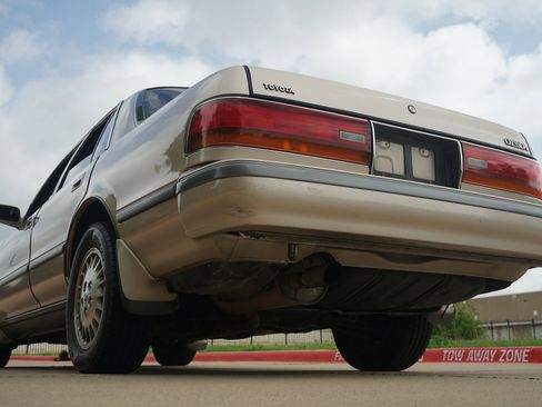 Used 1991 Toyota Cressida RWD image 10