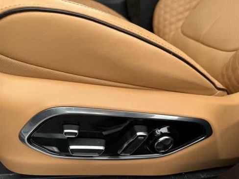 Used 2025 Jeep Grand Cherokee Summit w/ Obsidian Package image 16