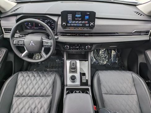 Used 2024 Mitsubishi Outlander SEL FWD image 15