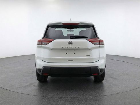 Used 2025 Nissan Rogue SV AWD/4WD image 7