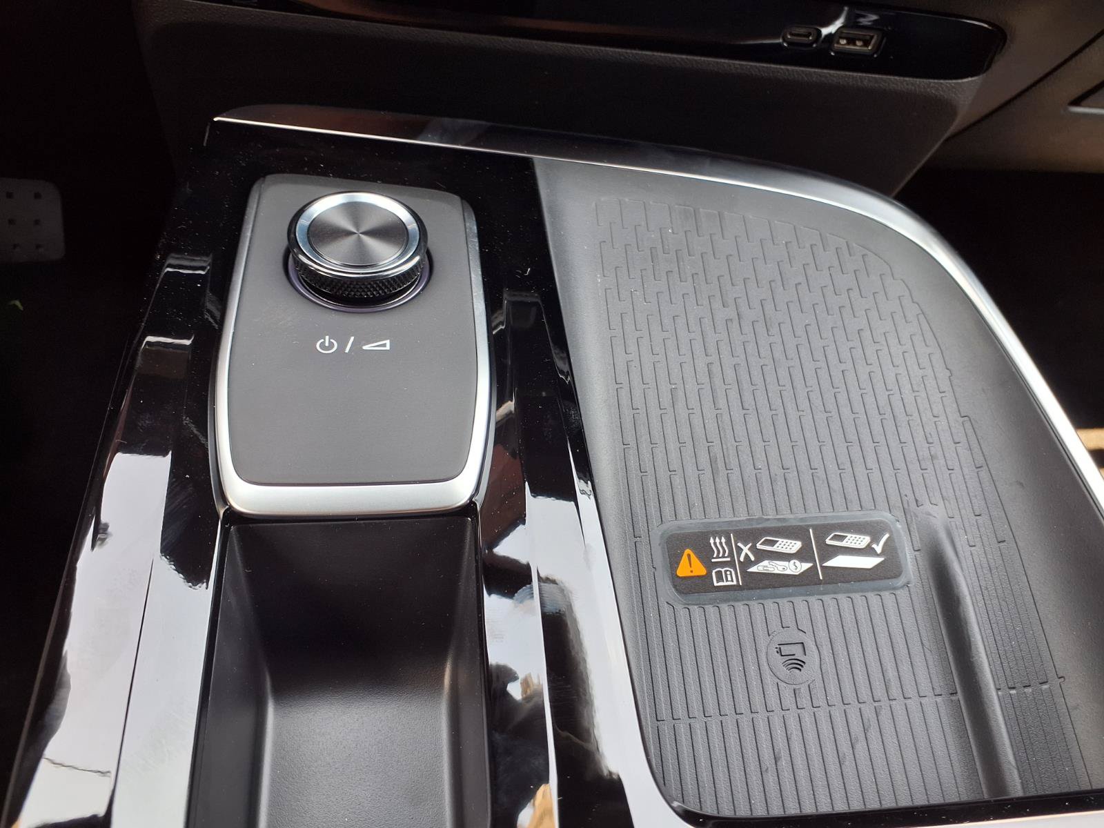 New 2027 Buick Enclave Sport Touring w/ Power Package FWD image 5