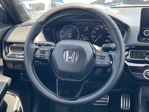 Used 2023 Honda Civic Sport image 8