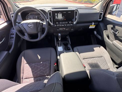 New 2026 Nissan Frontier SV w/ SV Convenience Package image 11