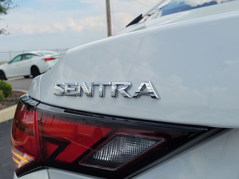 Certified 2024 Nissan Sentra SV FWD image 6