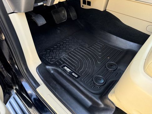 Used 2016 Ford Expedition EL XLT w/ Equipment Group 202A image 22