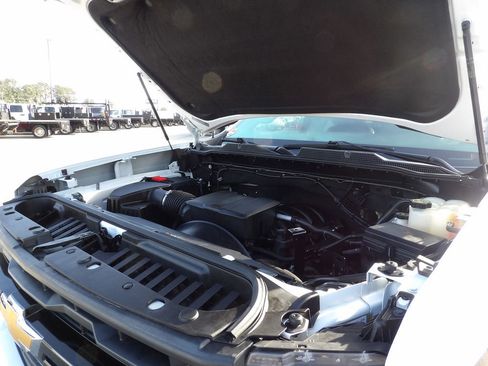 Used 2024 Chevrolet Silverado 2500 W/T w/ WT Convenience Package image 47