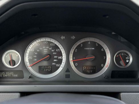 Used 2013 Volvo XC90 3.2 image 32