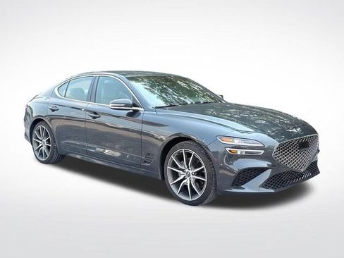 Used 2023 Genesis G70 2.0T AWD/4WD image 9