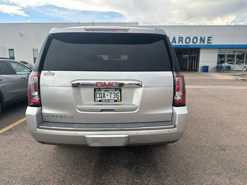 Used 2019 GMC Yukon XL Denali w/ Denali Ultimate Package AWD/4WD image 5