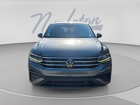 Used 2023 Volkswagen Tiguan SE FWD image 2