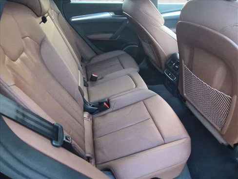 Used 2025 Audi Q5 2.0T Premium Plus AWD/4WD image 21