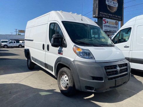 Used 2018 RAM ProMaster 1500 FWD image 1
