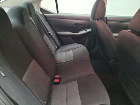 Used 2025 Nissan Sentra SV w/ All-Weather Package image 19