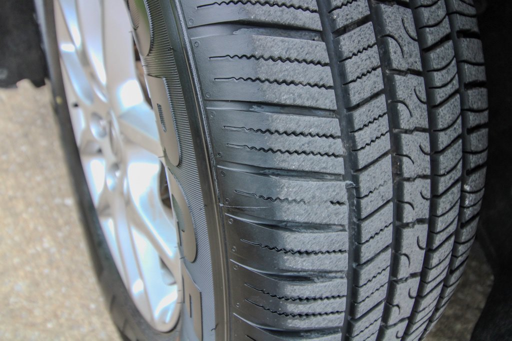 Used 2024 Chrysler Pacifica Touring-L FWD image 6