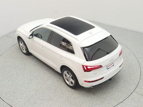 Used 2023 Audi Q5 e Premium Plus w/ Premium Plus Package AWD/4WD image 28