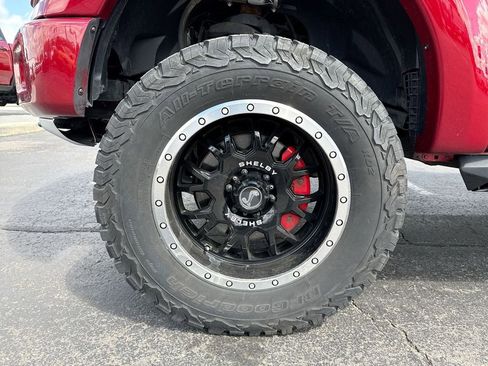 Used 2019 Ford F150 Lariat w/ Equipment Group 502A Luxury AWD/4WD image 10