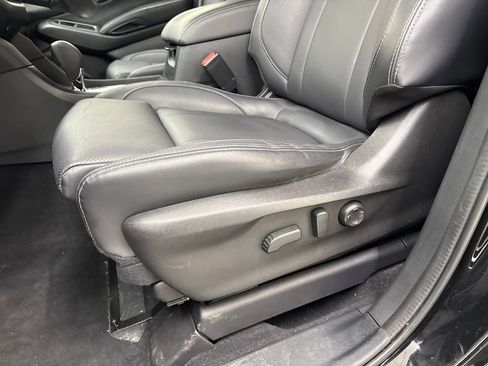 Certified 2023 Subaru Ascent Limited w/ Technology Package image 12