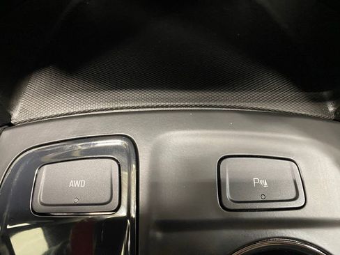 Used 2023 Chevrolet Equinox RS image 49