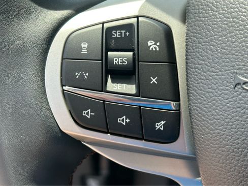 New 2026 Ford Explorer Active w/ Active Comfort Package AWD/4WD image 24