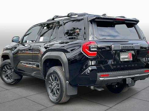 New 2026 Toyota 4Runner SR5 image 12