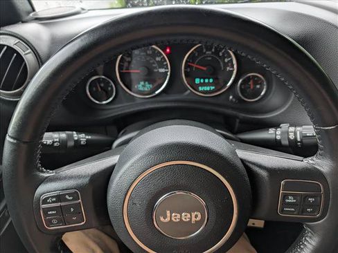 Used 2017 Jeep Wrangler Unlimited Sport AWD/4WD image 34