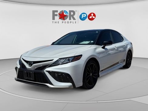 Used 2024 Toyota Camry XSE FWD image 1