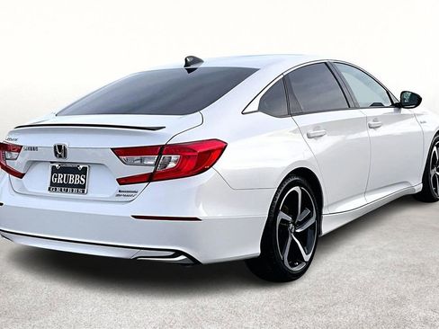 Used 2022 Honda Accord Sport image 2