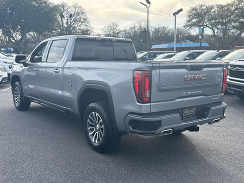Used 2023 GMC Sierra 1500 AT4 w/ AT4 Premium Package AWD/4WD image 5